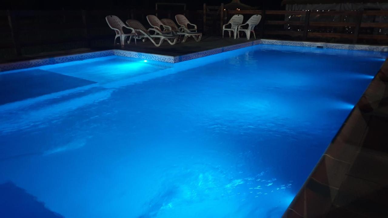 Complejo Manto De Estrellas Apartment Colon  Luaran gambar